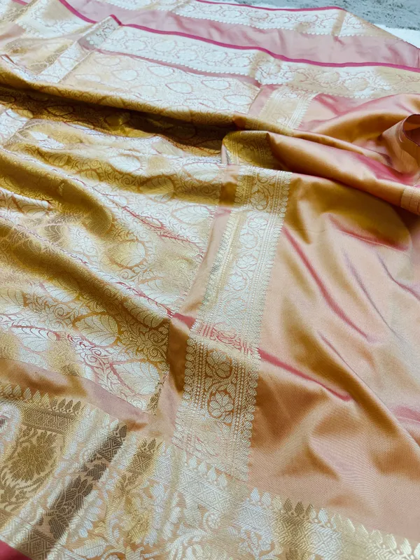 Tussar_Banarasi_Semi_Mashru_Silk_Saree_with_Traditional_Antique_Gold_Zari_Border