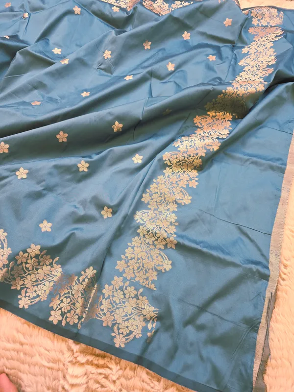 Dark_Aqua_Sea_Green_Banarasi_Semi_Mashru_Silk_Saree_with_Rich_Antique_Gold_Zari_Border
