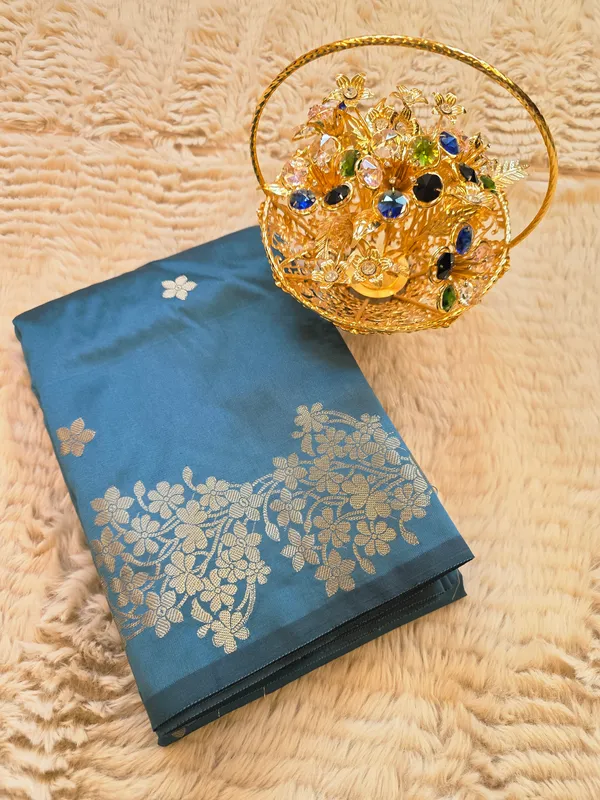 Dark_Aqua_Sea_Green_Banarasi_Semi_Mashru_Silk_Saree_with_Rich_Antique_Gold_Zari_Border
