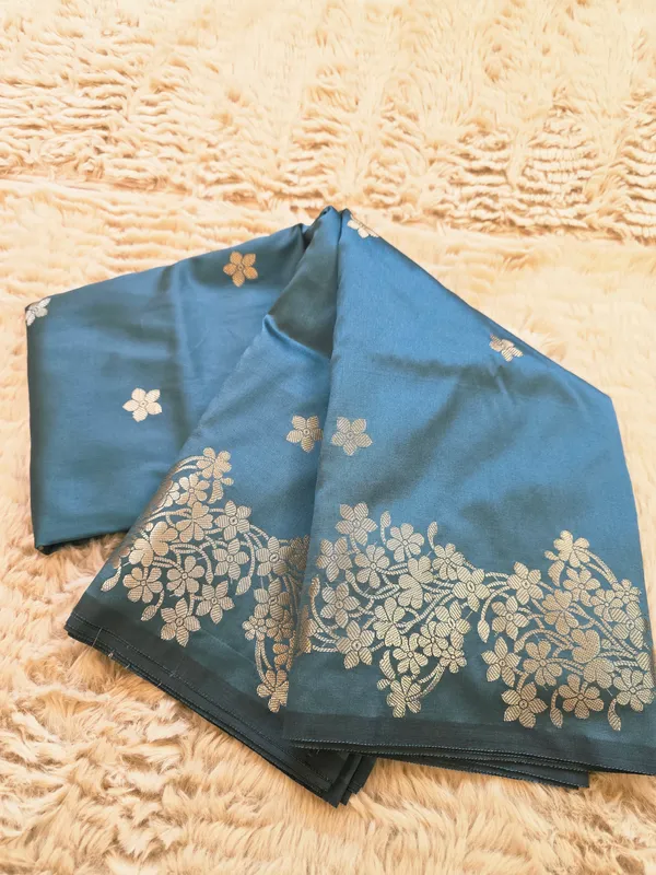 Dark_Aqua_Sea_Green_Banarasi_Semi_Mashru_Silk_Saree_with_Rich_Antique_Gold_Zari_Border