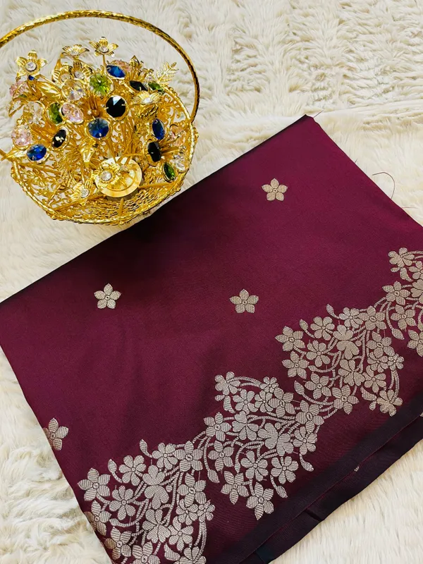Garnet_Banarasi_Semi_Mashru_Silk_Saree_with_Rich_Antique_Gold_Zari_Border
