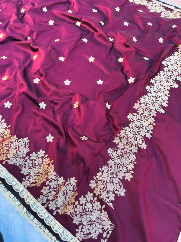 Garnet_Banarasi_Silk_Saree_with_Handcrafted_Mirror_&_Pearl_Lace_Border_|_Traditional_Festive_Saree