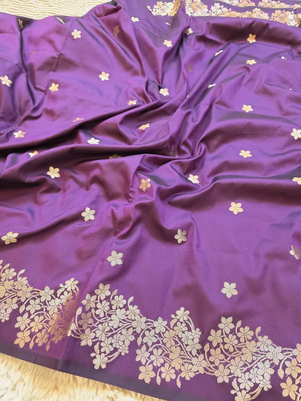 Wine_Banarasi_Semi_Mashru_Silk_Saree_with_Rich_Antique_Gold_Zari_Border