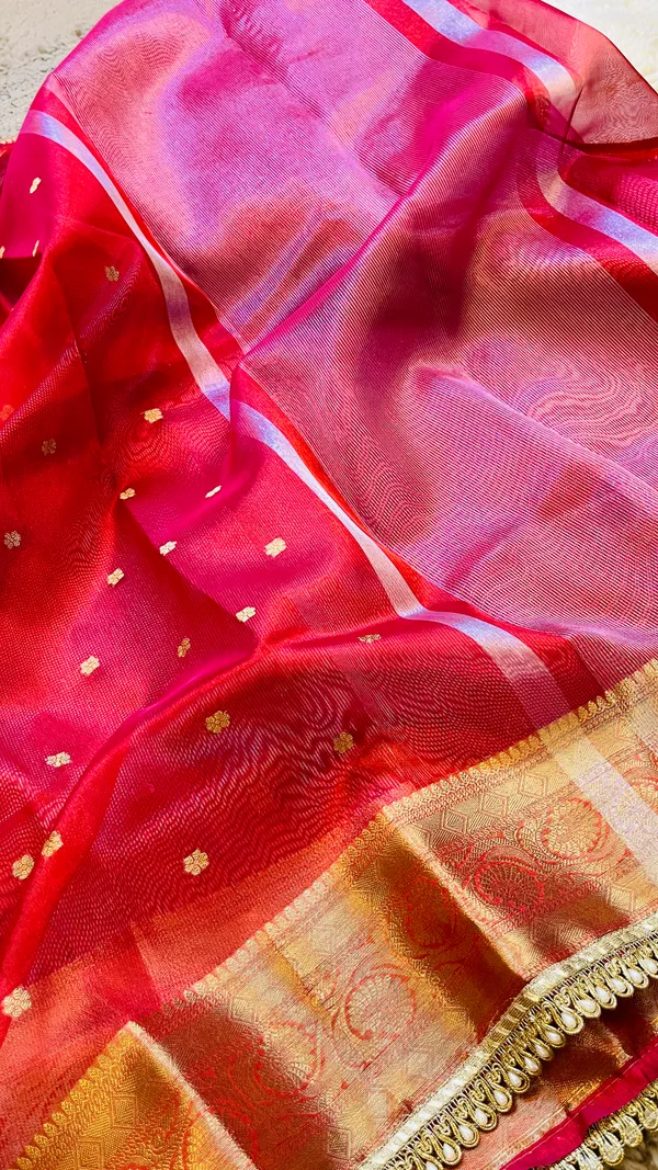 Gajri_Tissue_Silk_Zari_Buti_Lace_Border_Banarasi_Saree_For_Women