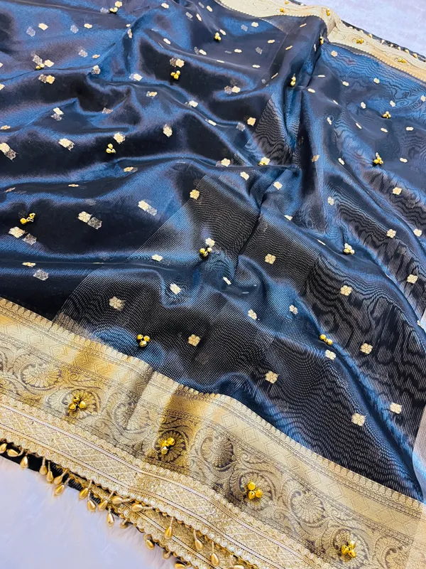Black_Viral_Ghungroo_Tissue_Silk_Banarasi_Saree