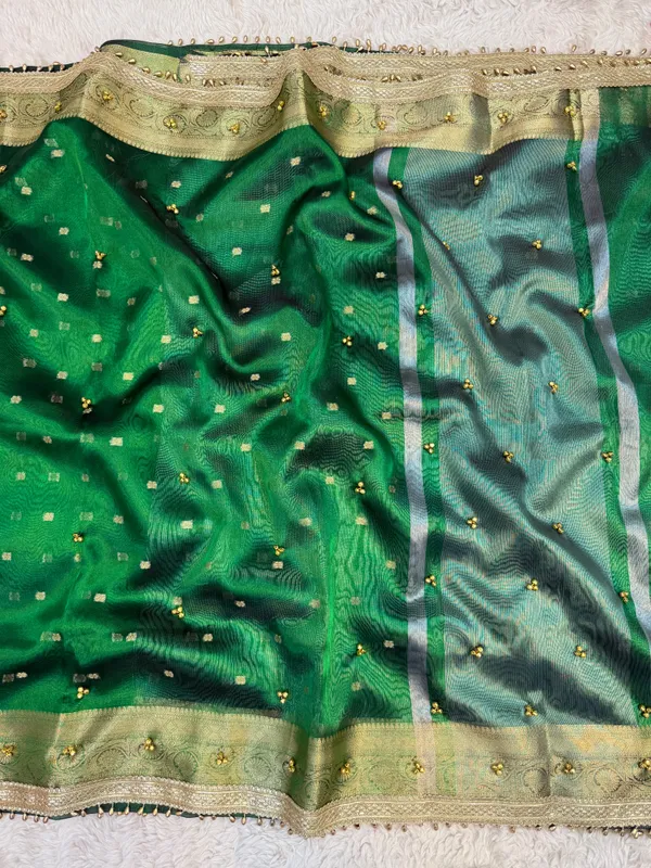 Emerald_Green_Viral_Ghungroo_Tissue_Silk_Banarasi_Saree