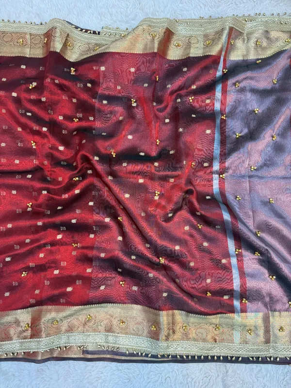 Maroon_Viral_Ghungroo_Tissue_Silk_Banarasi_Saree