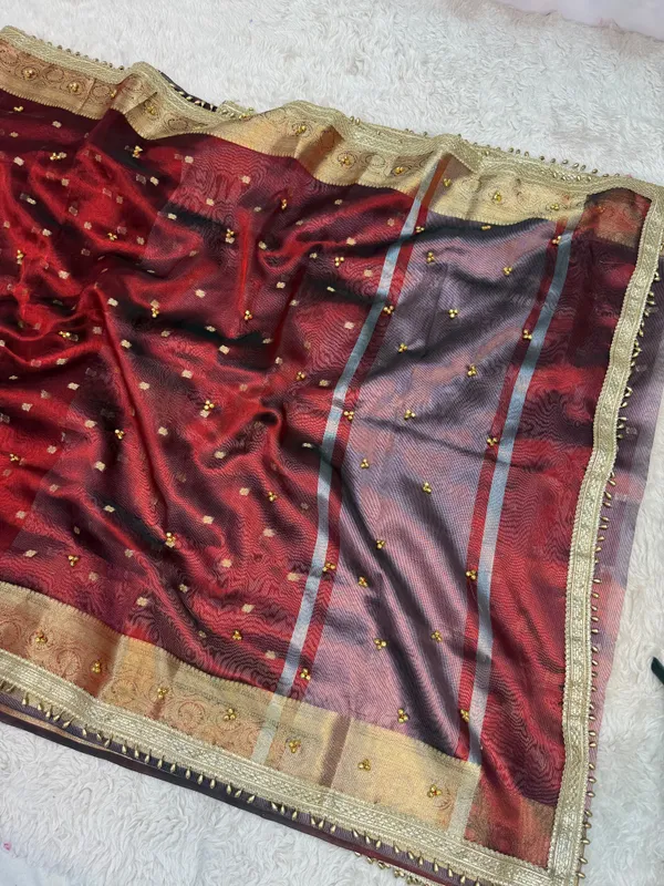 Maroon_Viral_Ghungroo_Tissue_Silk_Banarasi_Saree