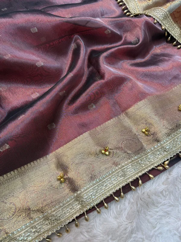 Maroon_Viral_Ghungroo_Tissue_Silk_Banarasi_Saree