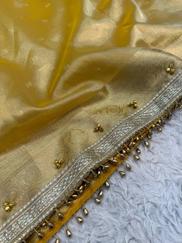 Mustard_Viral_Ghungroo_Tissue_Silk_Banarasi_Saree