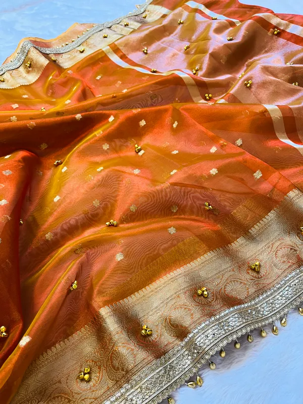 Orange_Viral_Ghungroo_Tissue_Silk_Banarasi_Saree