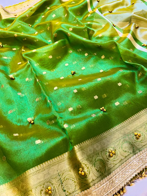 Parrot_Green_Viral_Ghungroo_Tissue_Silk_Banarasi_Saree