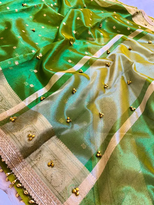 Parrot_Green_Viral_Ghungroo_Tissue_Silk_Banarasi_Saree