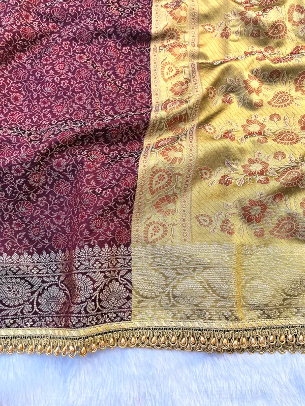 Garnet_Soft_Silk_Jamdani_Tanchoi_Saree_with_Designer_Moti_Lace_&_Zari_Border