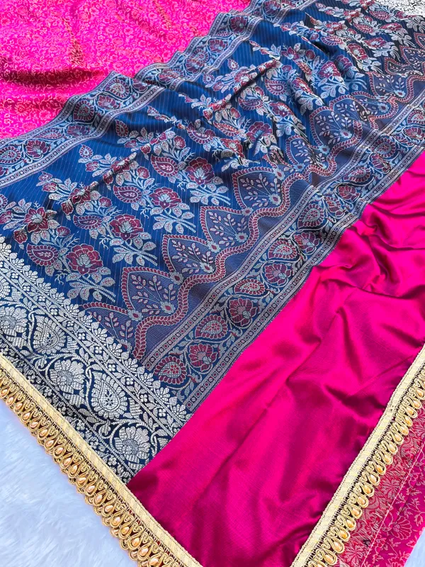 Rani_Pink_Soft_Silk_Jamdani_Tanchoi_Saree_with_Designer_Moti_Lace_&_Zari_Border