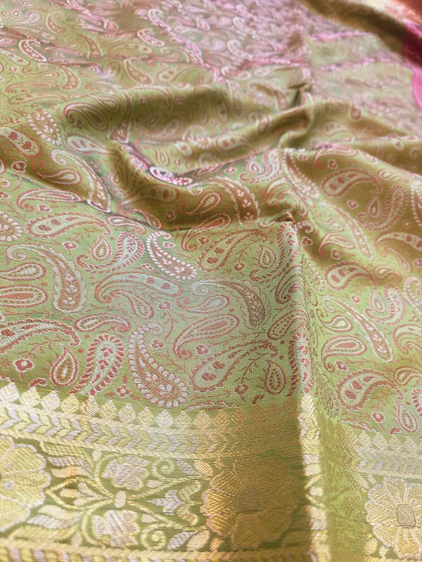 Olive_Green_Soft_Silk_Banarasi_Jamdani_Tanchui_Saree_For_Women