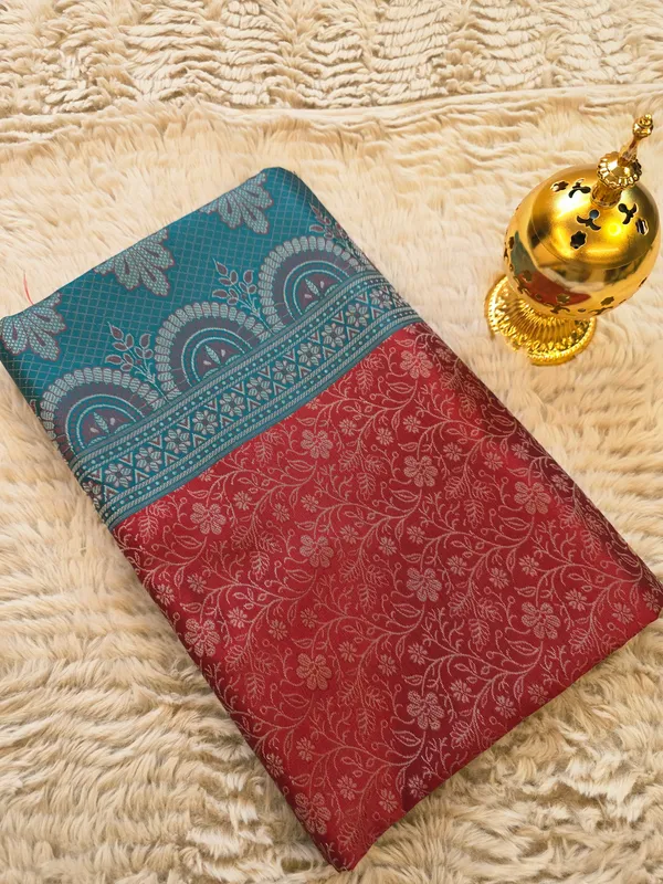 Crimson_Red_Soft_Silk_Banarasi_Jamdani_Tanchui_Saree_For_Women