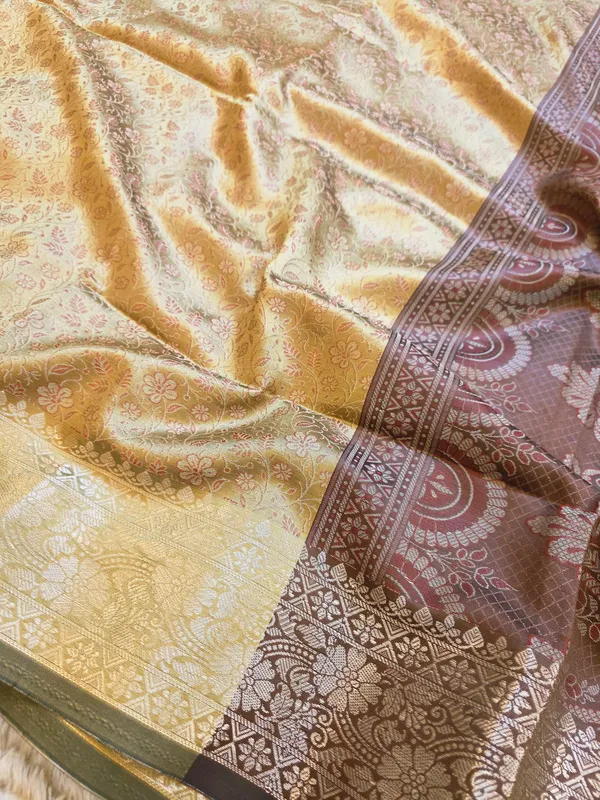 Champagne_Beige_Soft_Silk_Banarasi_Jamdani_Tanchui_Saree_For_Women