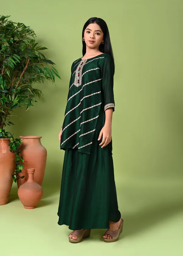 Green_Silk_Embroidered_Kurta_Set_With_Palazzo_Pants_And_Dupatta_Green