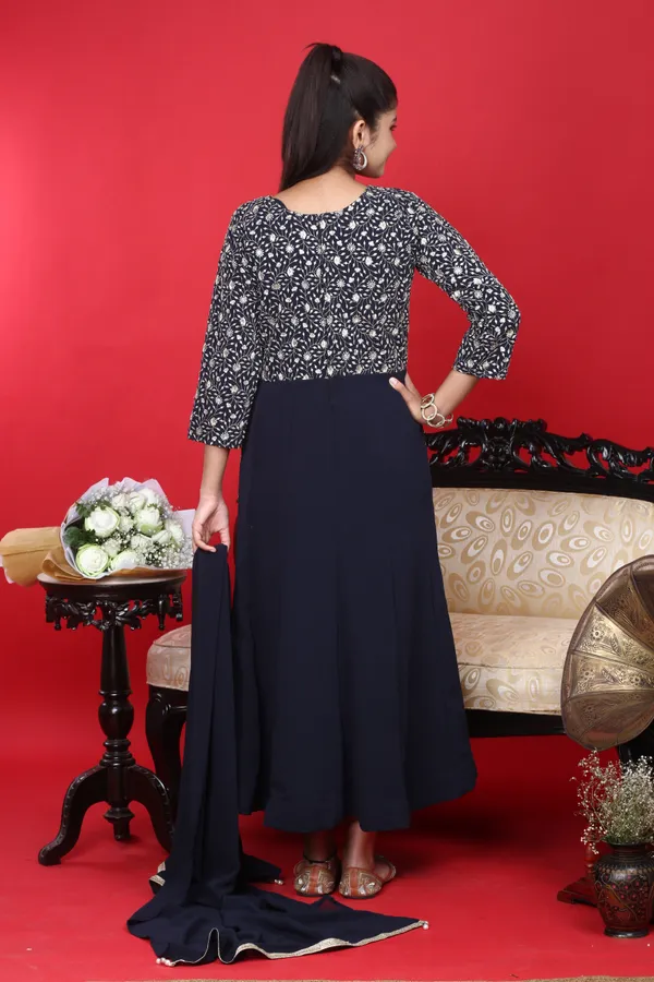 Chiffon_Zari_Embroidery_Work_Gown_Set_With_Dupatta_Blue