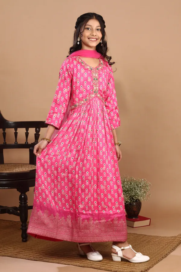 Jacquard_Embroidered_And_Printed_Rani_Colour_Gown_Set_With_Dupatta