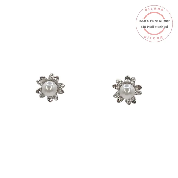 Floral_Pearl_Blossom_Stud_Earrings_Default_Title
