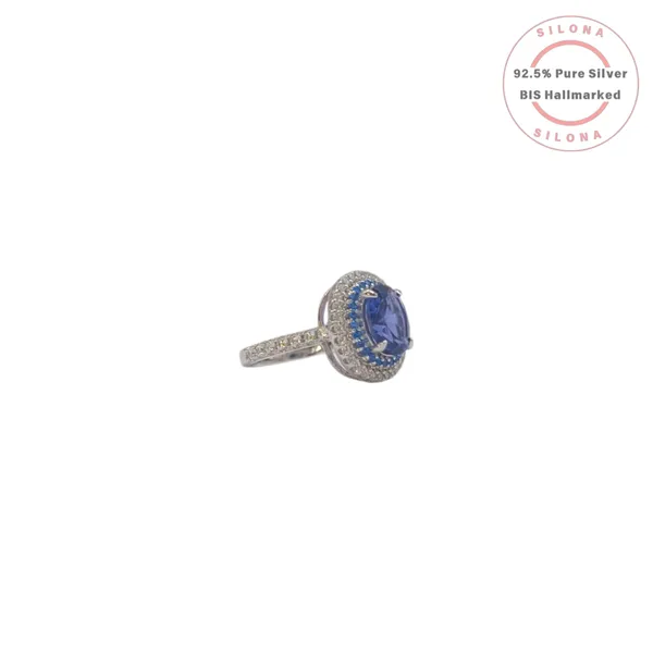 Royal_Tanzanite_Hue_Halo_Ring