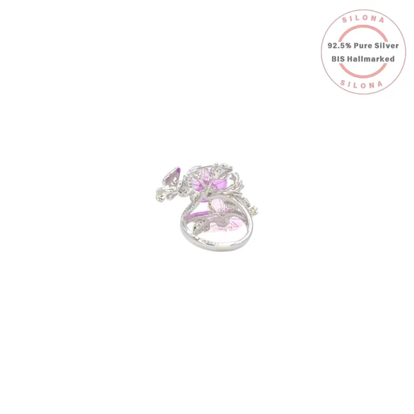 Whimsical_Amethyst_Hued_Butterfly_Ring