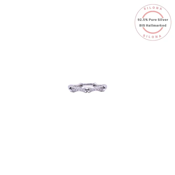 Scalloped_Pav_Eternity_Ring