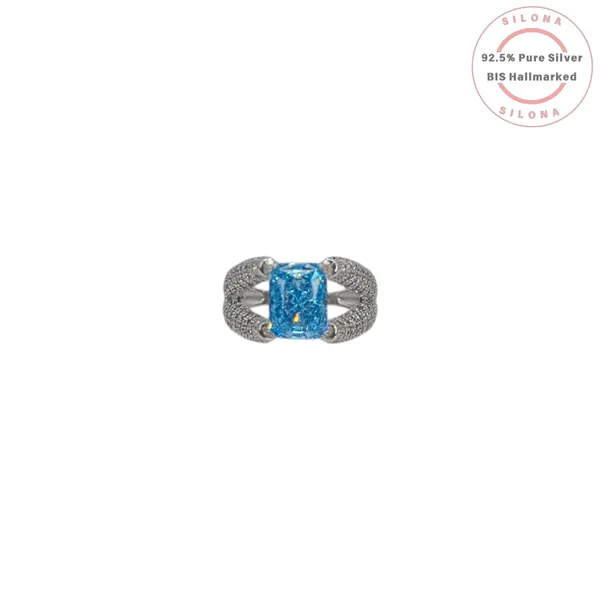 Statement_Radiant_Blue_Cz_Ring