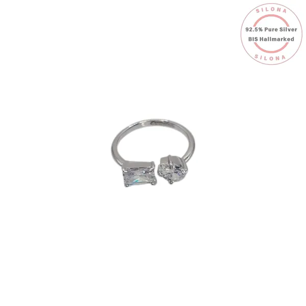 Toi_Et_Moi_Emerald_Cut_Ring