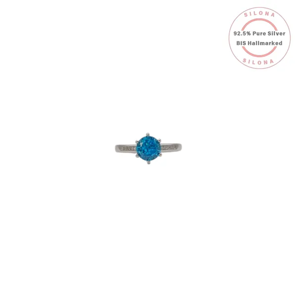 Classic_Swiss_Blue_Solitaire_Ring