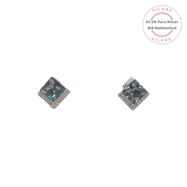 Aura_Princess_Cut_Geometric_Studs_Purple