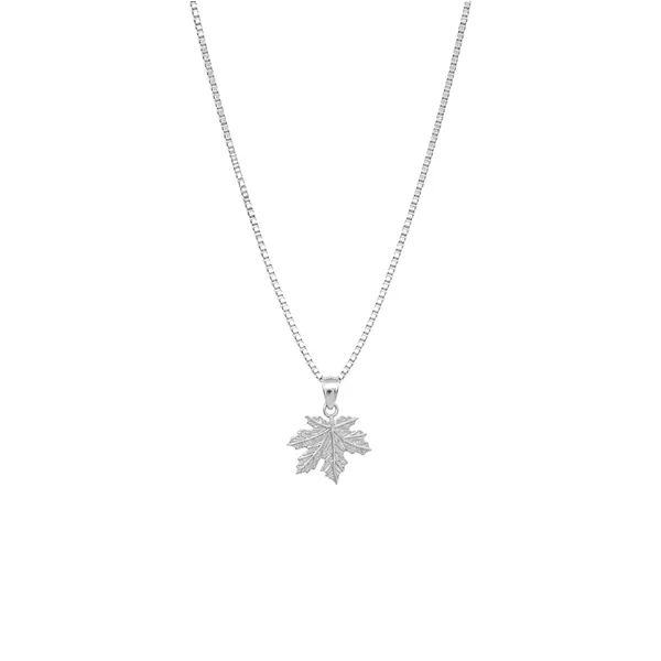 Intricate_Maple_Leaf_Silver_Pendant_Necklace_Default_Title