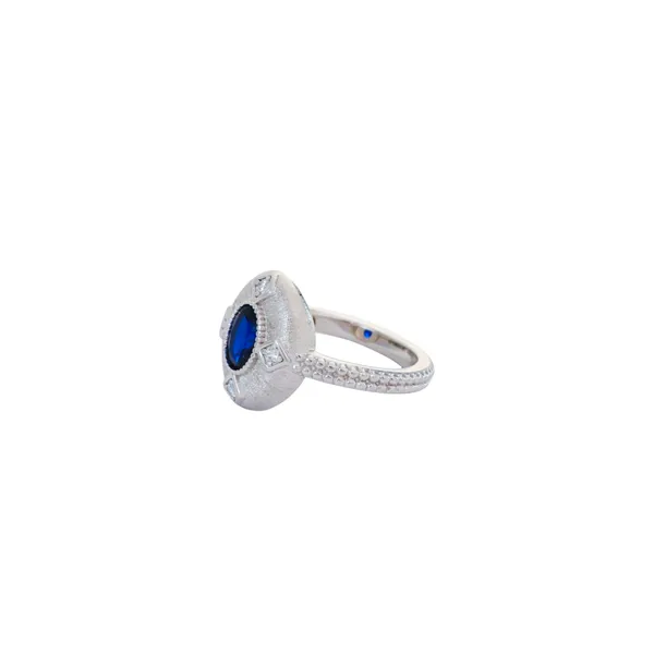 Sapphire_Oval_Brushed_Silver_Medallion_Ring_Default_Title