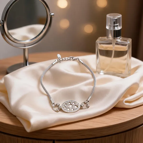 Oval_Clear_Stone_Mesh_Bracelet