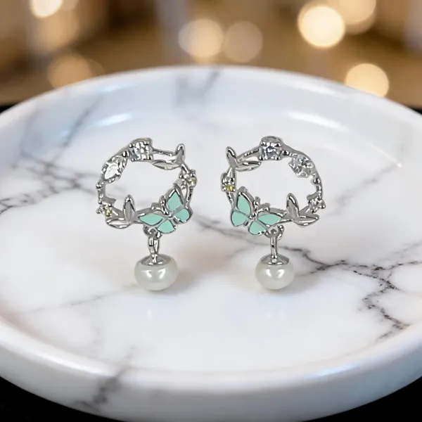 Mint_Butterfly_Pearl_Drop_Earrings