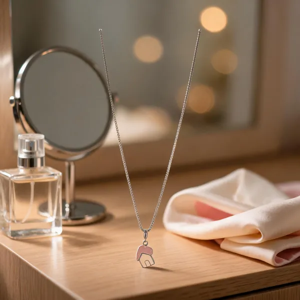 Minimalist_Rose_Quartz_House_Necklace