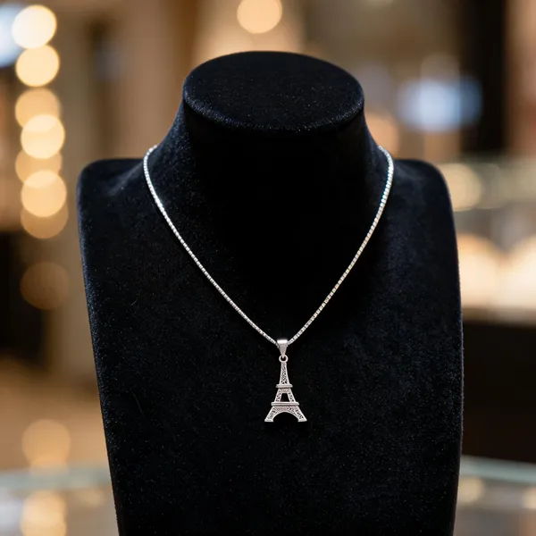 Sparkling_Eiffel_Tower_Necklace