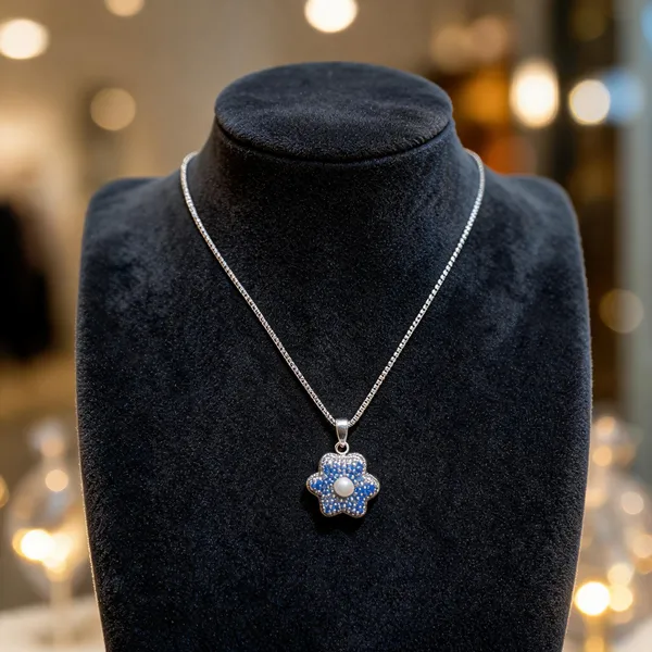 Azure_Bloom_Pav_Flower_Necklace