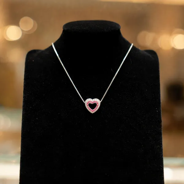 Sparkling_Ruby_Hued_Heart_Necklace