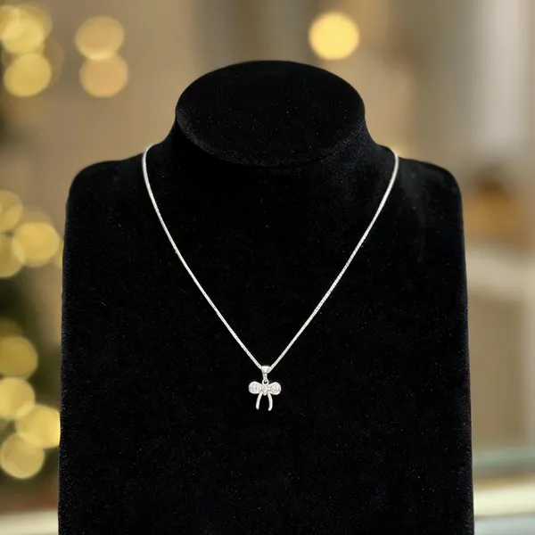 Dainty_Pave_Bow_Silver_Necklace