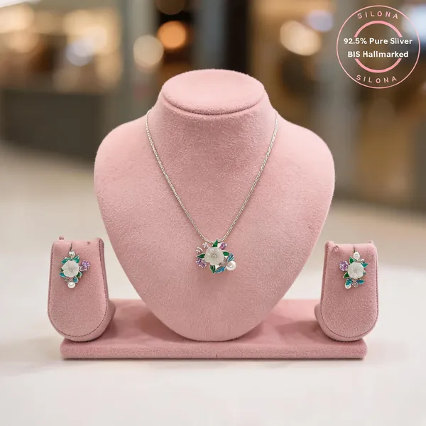 Enamel_Butterflies_Floral_Necklace_Set