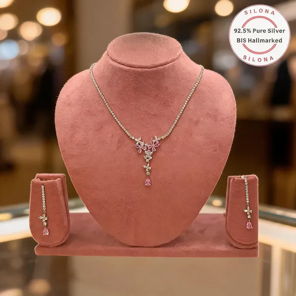 Elegant_Pink_Blossom_Necklace_Set