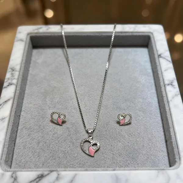 Chic_Pink_Enamel_Heart_Necklace_Set