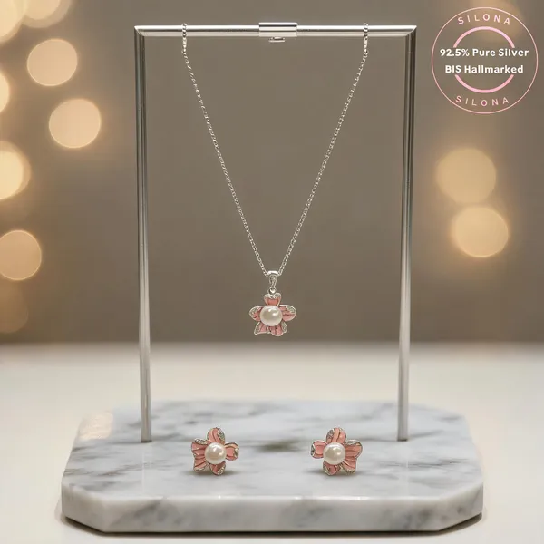 Petal_Pink_Pearl_Flower_Necklace_Set