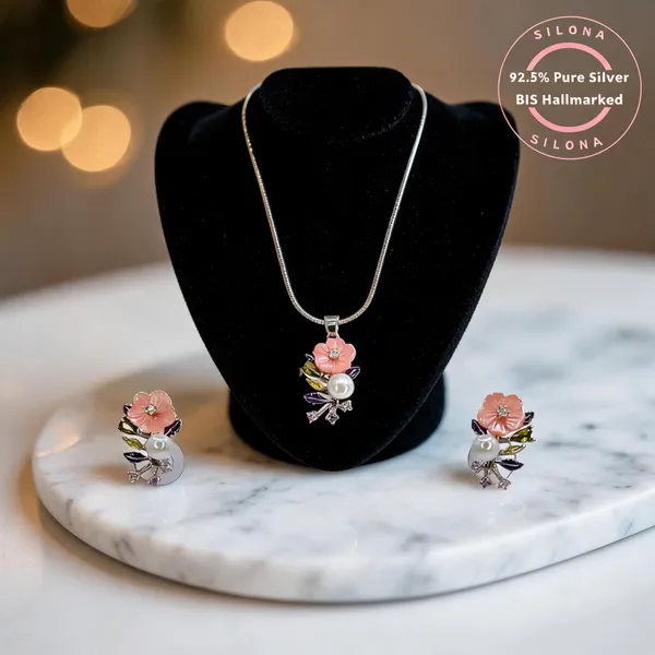 Pastel_Floral_Pearl_Necklace_Set