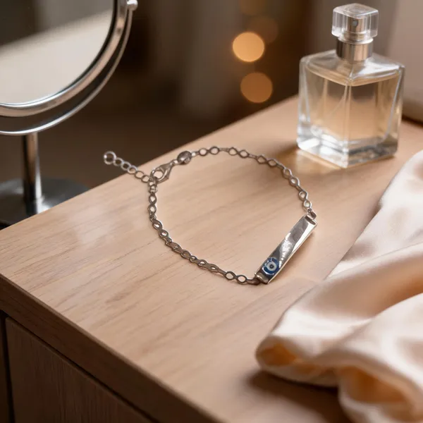 Minimalist_Evil_Eye_Infinity_Bracelet