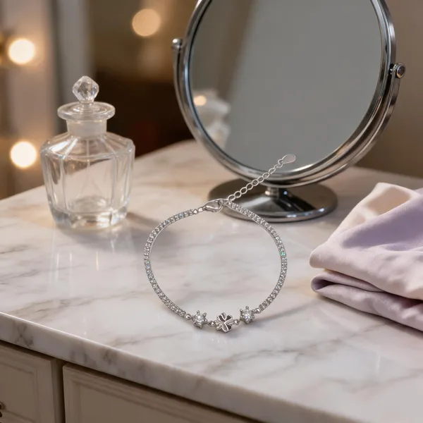 Dainty_Lavender_Clover_Tennis_Bracelet