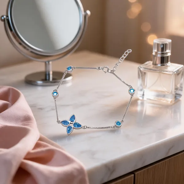 Elegant_Aqua_Clover_Bracelet